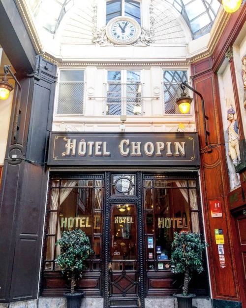 andantegrazioso:Hôtel Chopin | thelondonwallflower