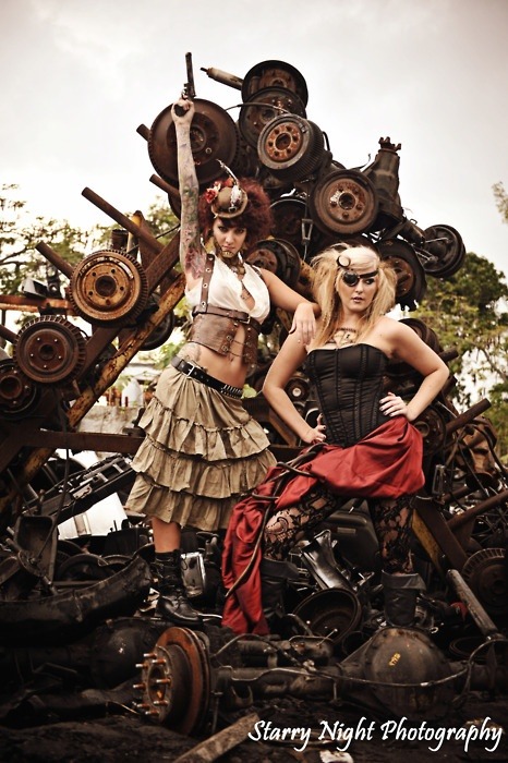 steampunk-girl:Steampunk GirlSteampunk Girl Twitter