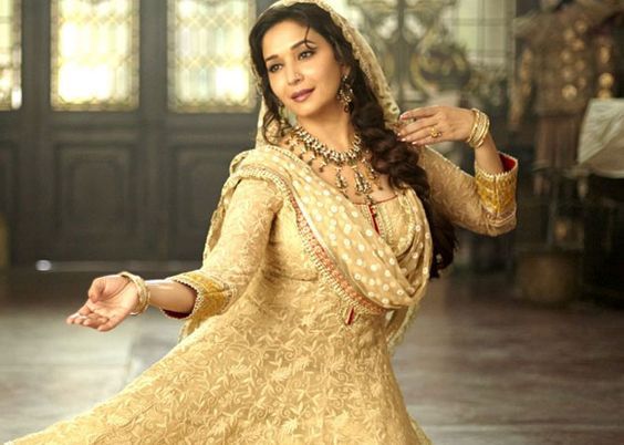 Madhuri Dixit in â€œDedh Ishqiyaâ€