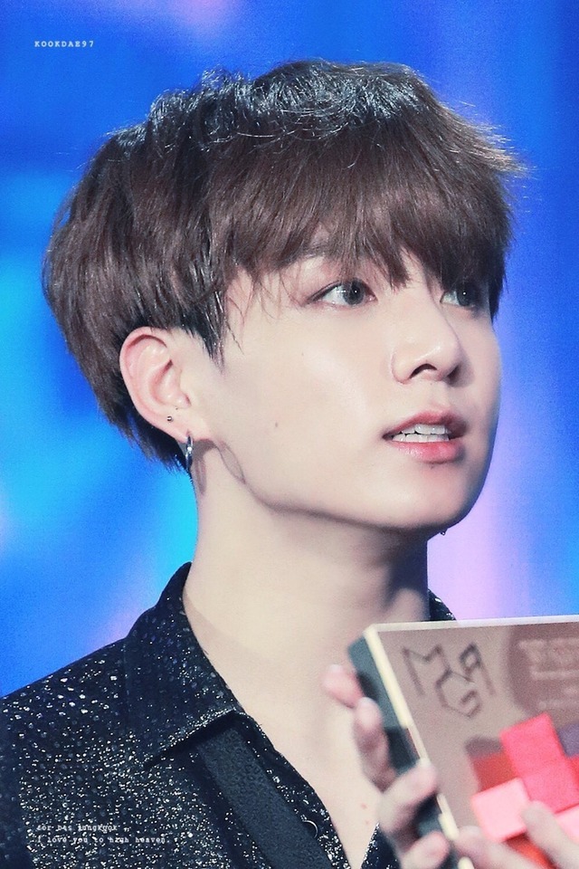 JUNGSHOOK BOI