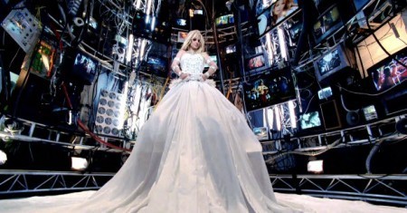 The Illuminati Is Real And It S Everywhere Britney Spears Hold