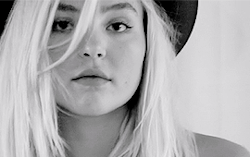 » The best is yet to come... (ft. Céleste Witherspoon) - Page 19 Tumblr_inline_o5xrgjs6MC1szaa83_250