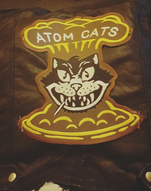 atom cats t shirt