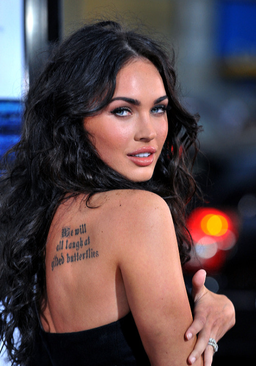 dailymfox:Megan Fox attends the premiere of ‘Eagle Eye’ -...