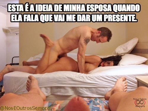 casalsliv:mansodadry:biasafadinha:É… rsrs 