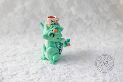 plushlikecreaturesgallery:Beautifully detailed teal dragon,...