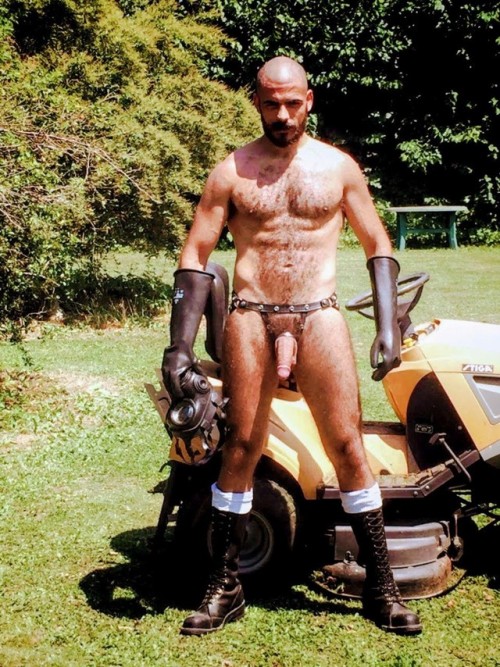 daddyjec:The Gardener