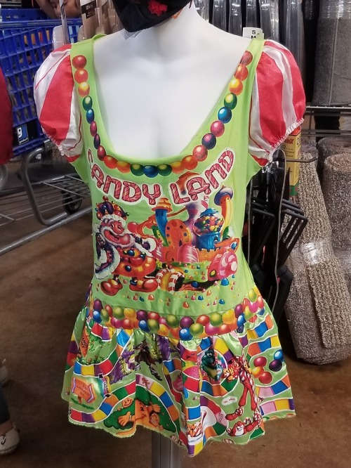 shiftythrifting:Found this while thrifting at a Goodwill in...