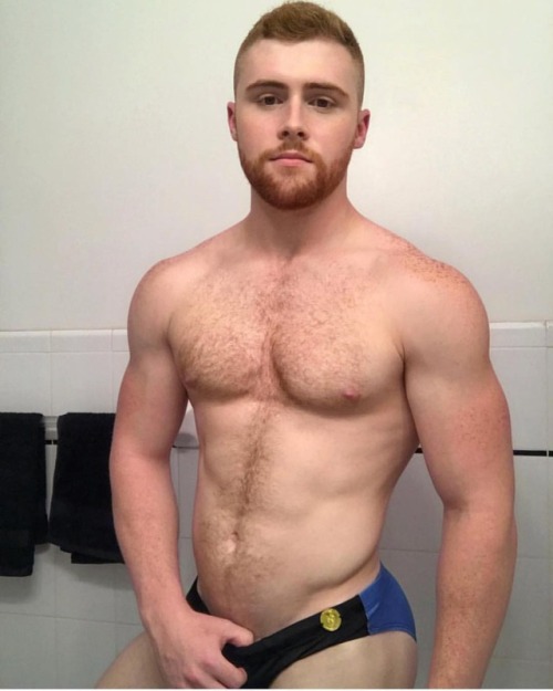 barbellsandbuttholes:seederboi:http://seederboi.tumblr.com/...