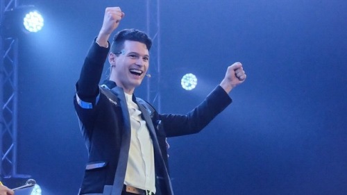 plushdechart:bryan dechart being a cutie at PSXSEA2018