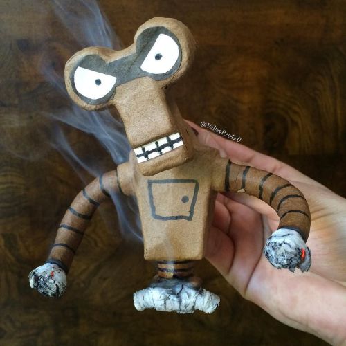 weedporndaily:Roberto blunt, sparked the legs first then the...