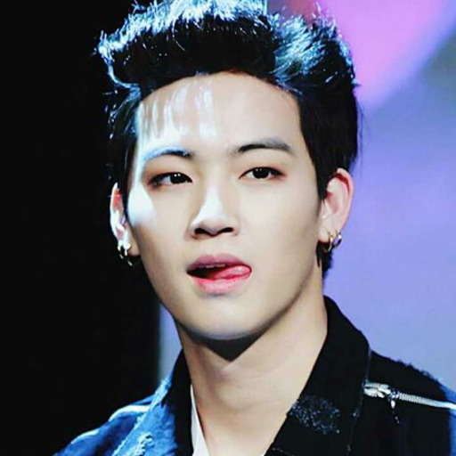 I agree. Korea, please move on from the mullets.... - Im Jaebum