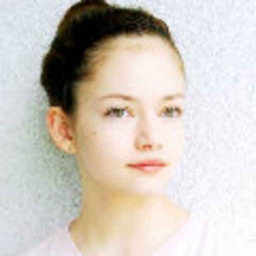 Mackenzie Foy Fakes