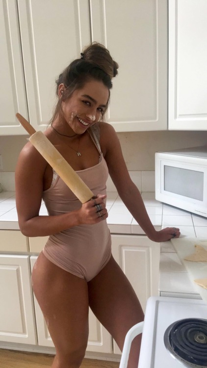 bootydetective:Sommer Ray