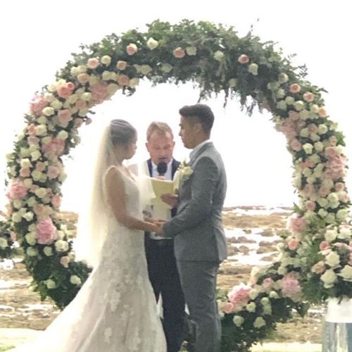 A Memorable Beach Wedding Ceremony Today For Jessica Minh