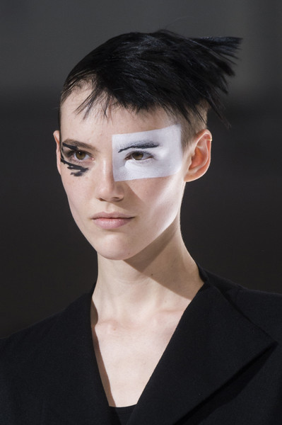 Yohji Yamamoto Fashion fall winter 2018 fall 2018 rtw