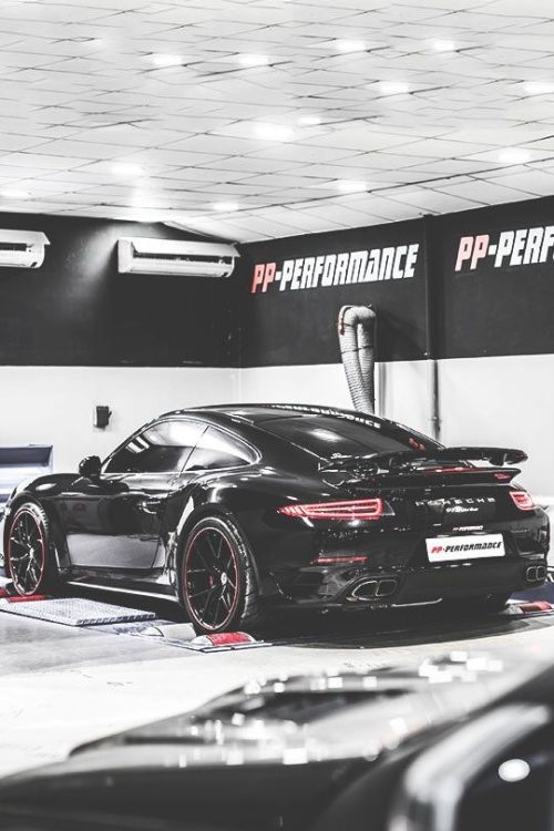 drzieb:October 10, 2018 at 11:54AM PP Performance Porsche...