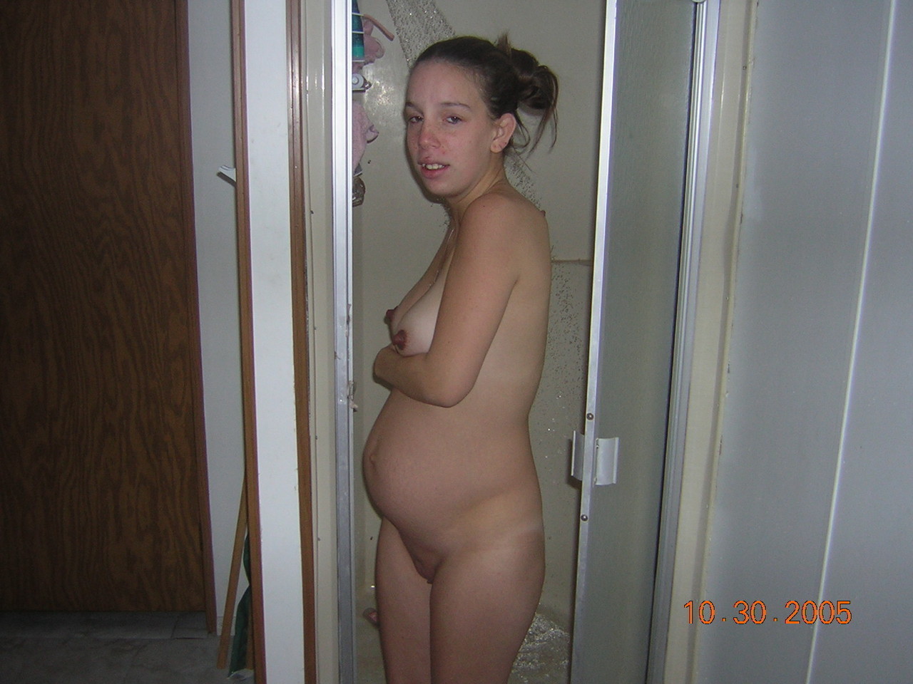 Amateur pregnant teen