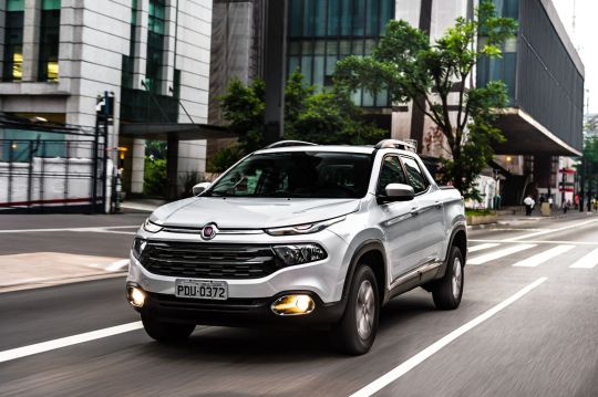 fiat toro freedom flex 4