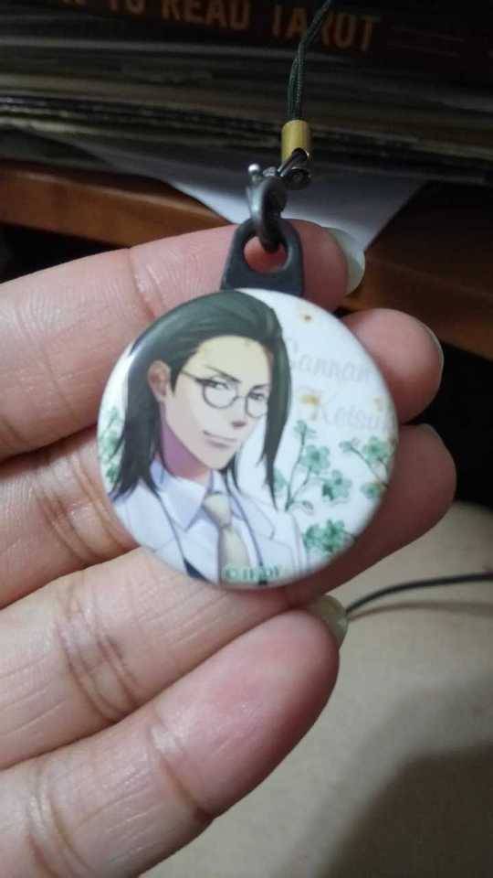 Asurora-san! — My cousin saw my phone charm and asked if 