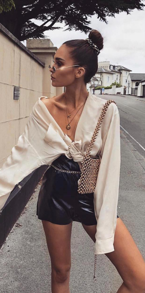 fashion style, club outfits for women, outfit, gifts, streetstyle lissyroddyy via zara__magazine , zara , zara__magazine  , ootd , outfitoftheday , toptags , lookoftheday , fashion , fashiongram , outfitinspo , outfitgoals , outfitinspiration , currentlywearing , lookbook , metoday , whatiwore , whatiworetoday , ootdshare , outfit , clothes , portraitmood , mylook , fashionista , todayimwearing , instastyle , instafashion , outfitpost , fashionpost , todaysoutfit , fashiondiaries 