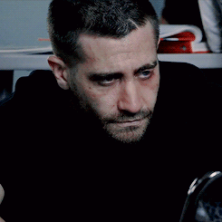 [Image: tumblr_ntuywcDxBN1uq2u9po1_250.gif]