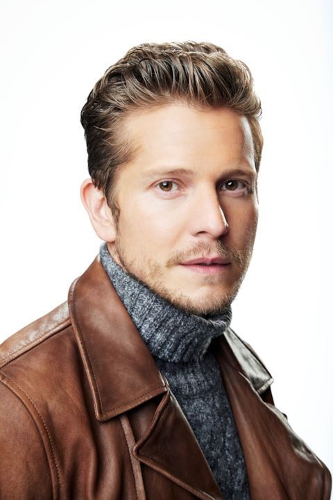 F*uck Yeah, Cary Agos — Matt Czuchry - TCA 2018 Portrait