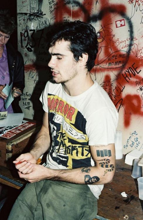 sowhatifiliveinjapan:Henry Rollins (Black Flag) @ 688 Club,...