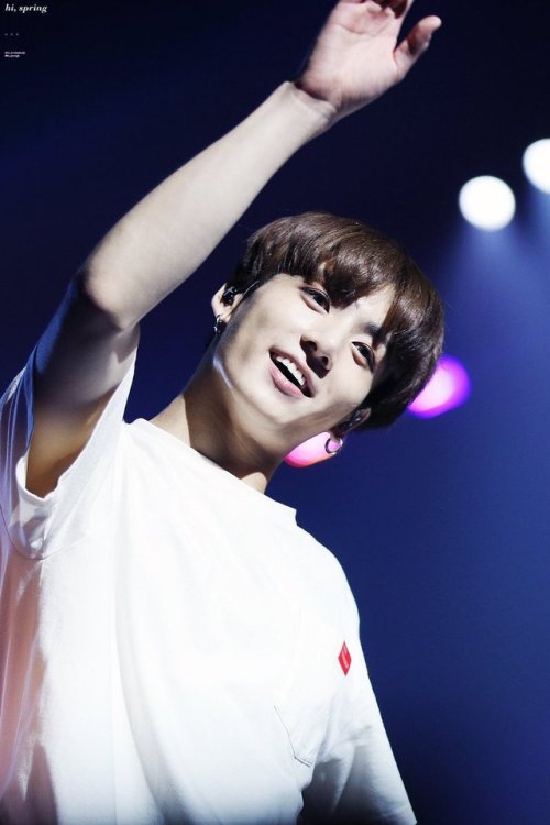 fy-jungkook:Hi, Spring | Do not edit.