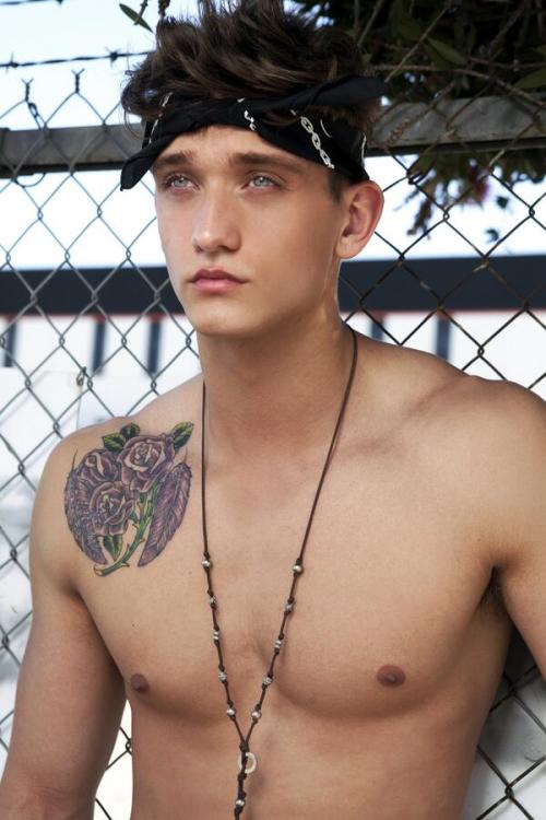 paparazzophotography:Here’s Cody Saintgnue aka Cody Saintnew...