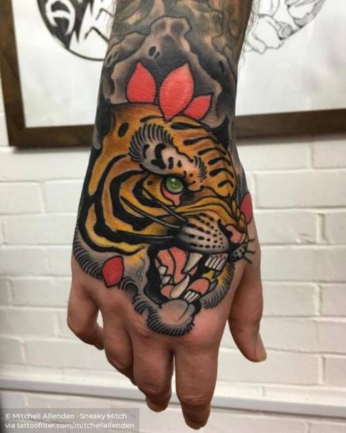 By Mitchell Allenden · Sneaky Mitch, done at Dock Street... tiger;feline;animal;facebook;mitchellallenden;twitter;medium size;hand;neotraditional