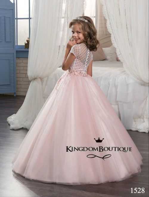 kingdomboutique:“Sleeping beauty” collection, Dress...