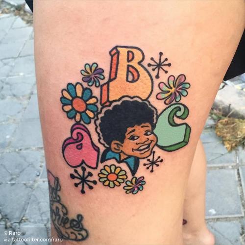 By Raro, done in Madrid. http://ttoo.co/p/35529 contemporary;facebook;famous character;medium size;michael jackson;music band;musician;music;patriotic;pop art;raro;the jackson five;thigh;twitter;united states of america
