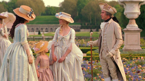 scr33ncaps:Marie Antoinette - Sofia Coppola (2006)