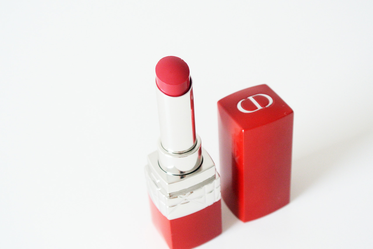 Dior ultra hotsell rouge 111