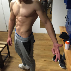 @6packboyss