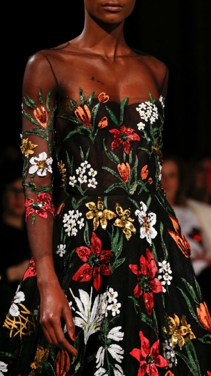 embellishme:Mame Camara for Oscar de la Renta Fall 2018 RTW