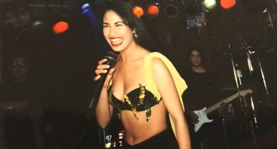 Pin By Ch Ey On Selena Selena Quintanilla Perez Selena Swimwear