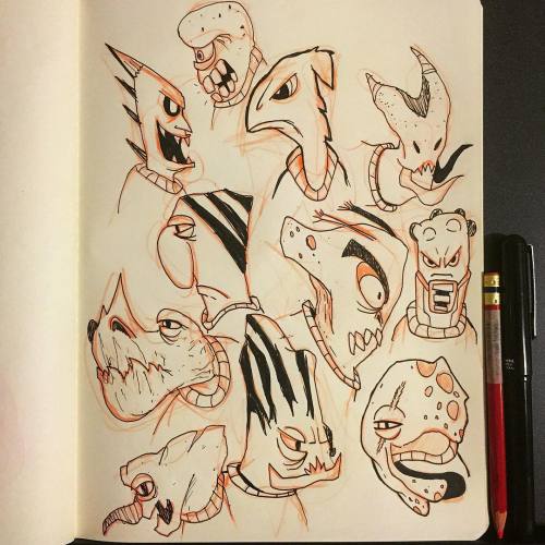 Late night alien heads. Seems like this is become a trend for...