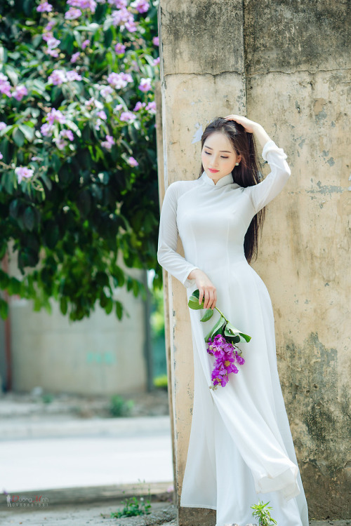 vietnamese-long-dress-ao-dai: Ao dai_217 Oanh Nguyễn bởi Beauty...