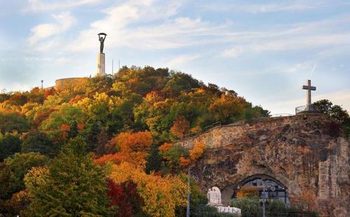 angiseasons:Autumn in Budapest(pictures are not mine)