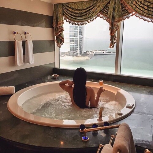 queenss-network:sexifyy | queens network