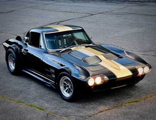 utwo: 1966 Chevrolet Corvette C2...