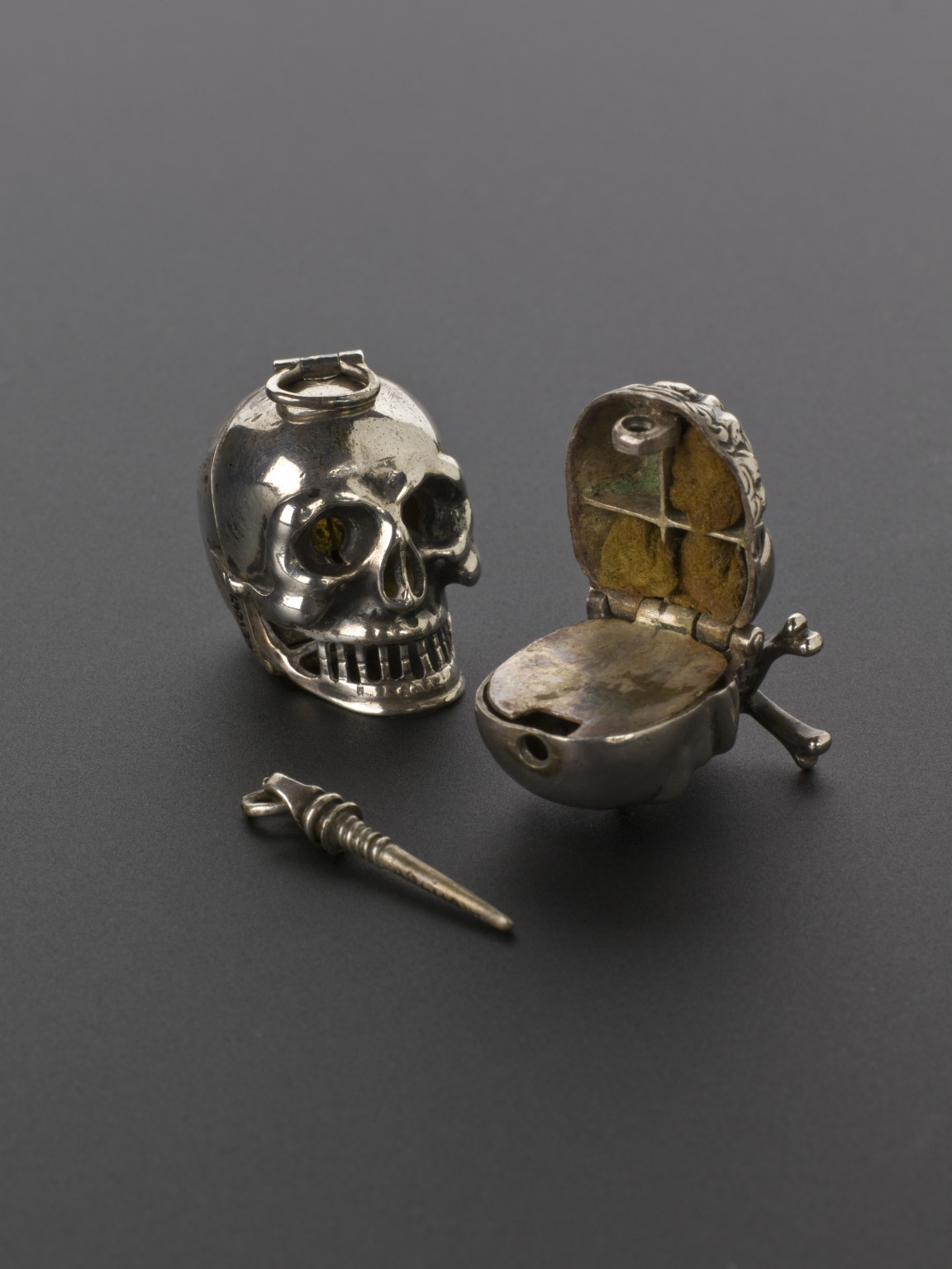 Silver skull vinaigrette, Europe, 1701-1900 “ Like pomanders, vinaigrettes could be