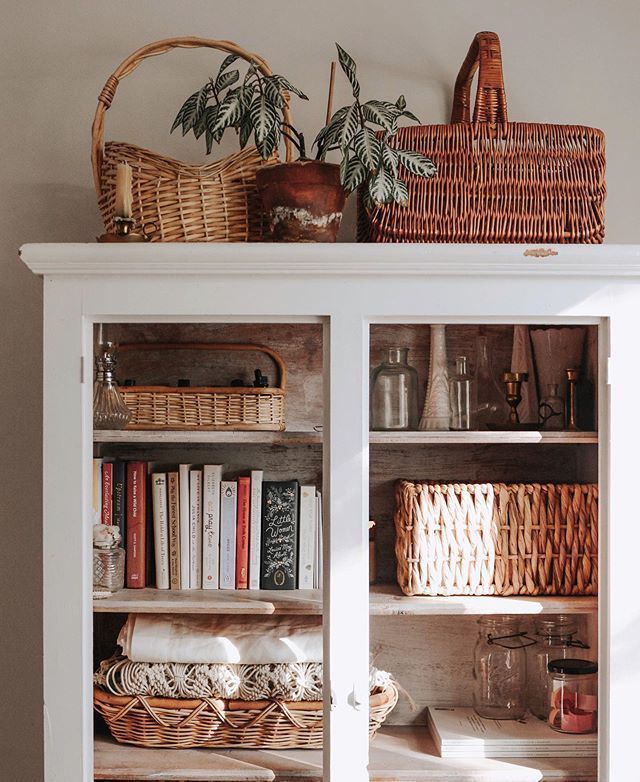 home decor shelving