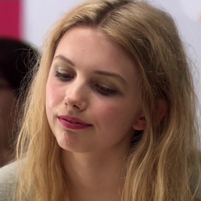 Request Cassie Ainsworth Icons Like Or Reblog 