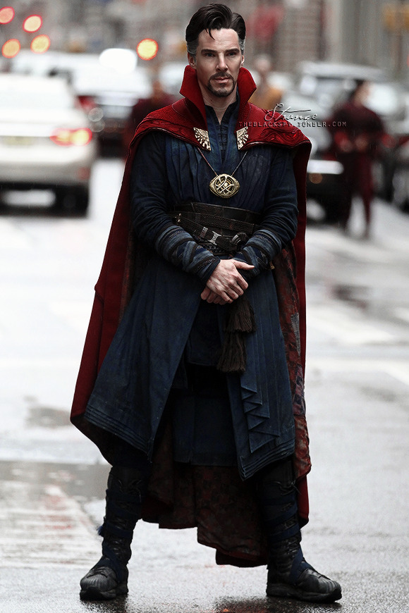 dr strange supreme glow in the dark
