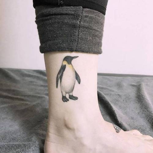 By Tattooist Up, done in Goyang. http://ttoo.co/p/99062 healed;small;animal;tiny;bird;ankle;up;ifttt;little;penguin;other;illustrative