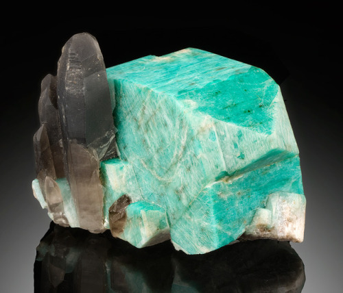 hematitehearts:Manebach Twin Amazonite with Smoky...