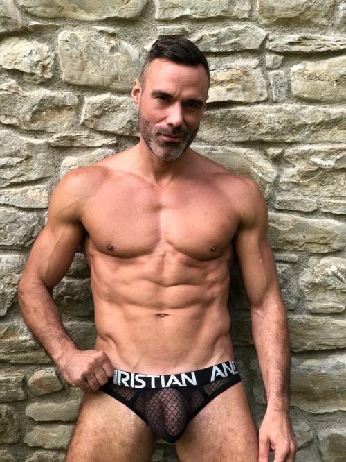 andrewchristian:5 SEXIEST HALLOWEEN COSTUMES OF 2018